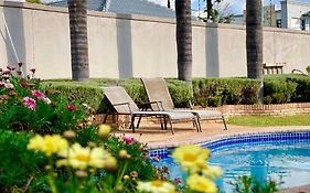 Azinnia Rivonia Guest House
